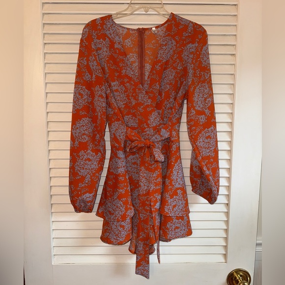 Romper - Picture 2 of 2